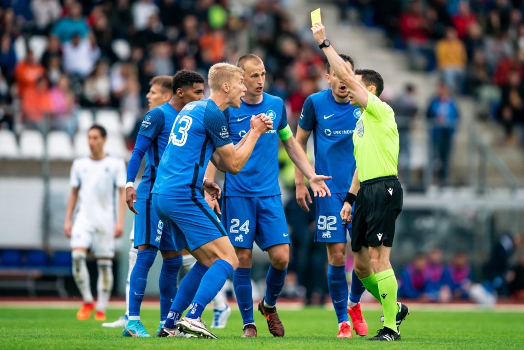 RFS đang cạnh tranh cùng Riga FC cho danh hiệu vô địch RFS đang cạnh tranh cùng Riga FC cho danh hiệu vô địch